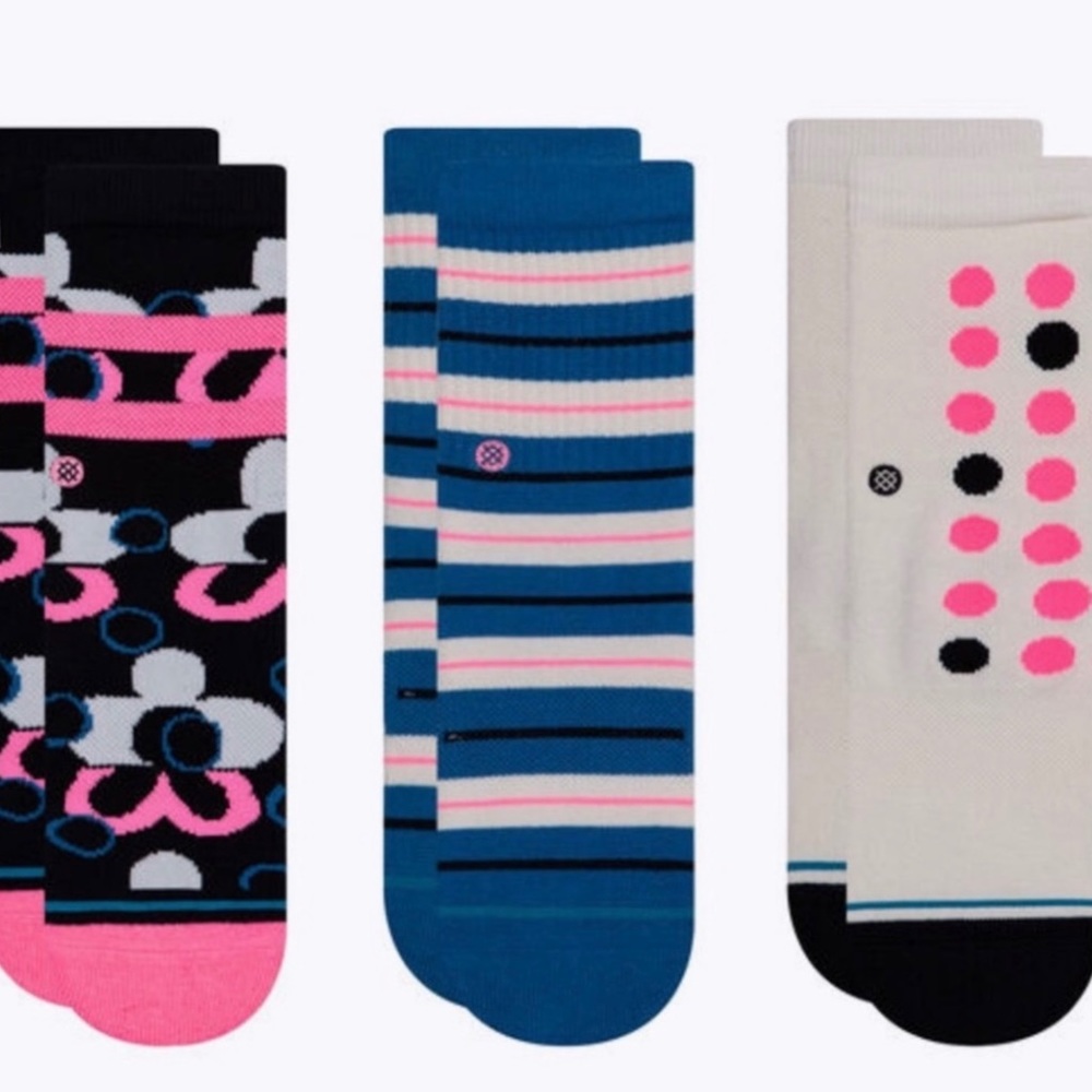 (3) Stance Girls Light Cushion Crew Socks Size L
